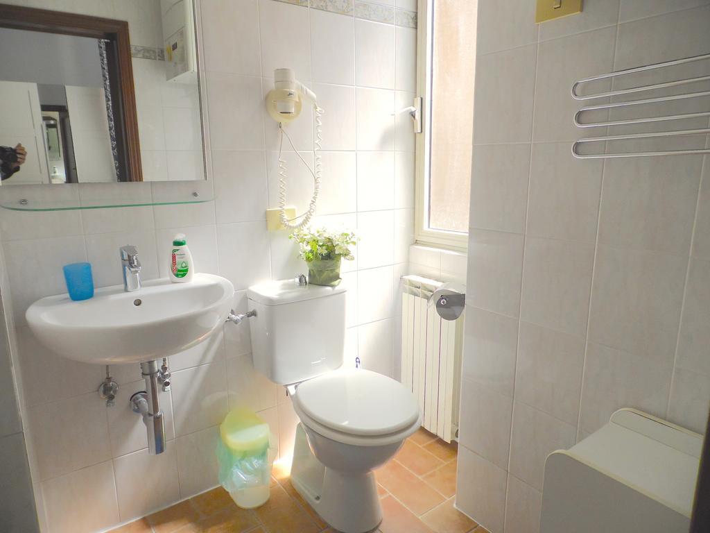 Casa Alba Hotel ลุคคา ภายนอก รูปภาพ