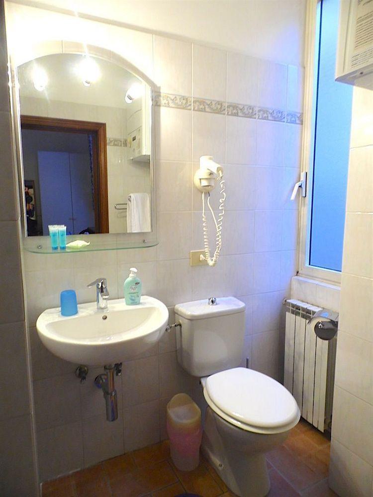 Casa Alba Hotel ลุคคา ภายนอก รูปภาพ